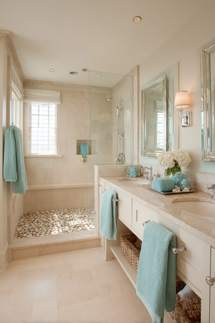 Beach house bathroom 14