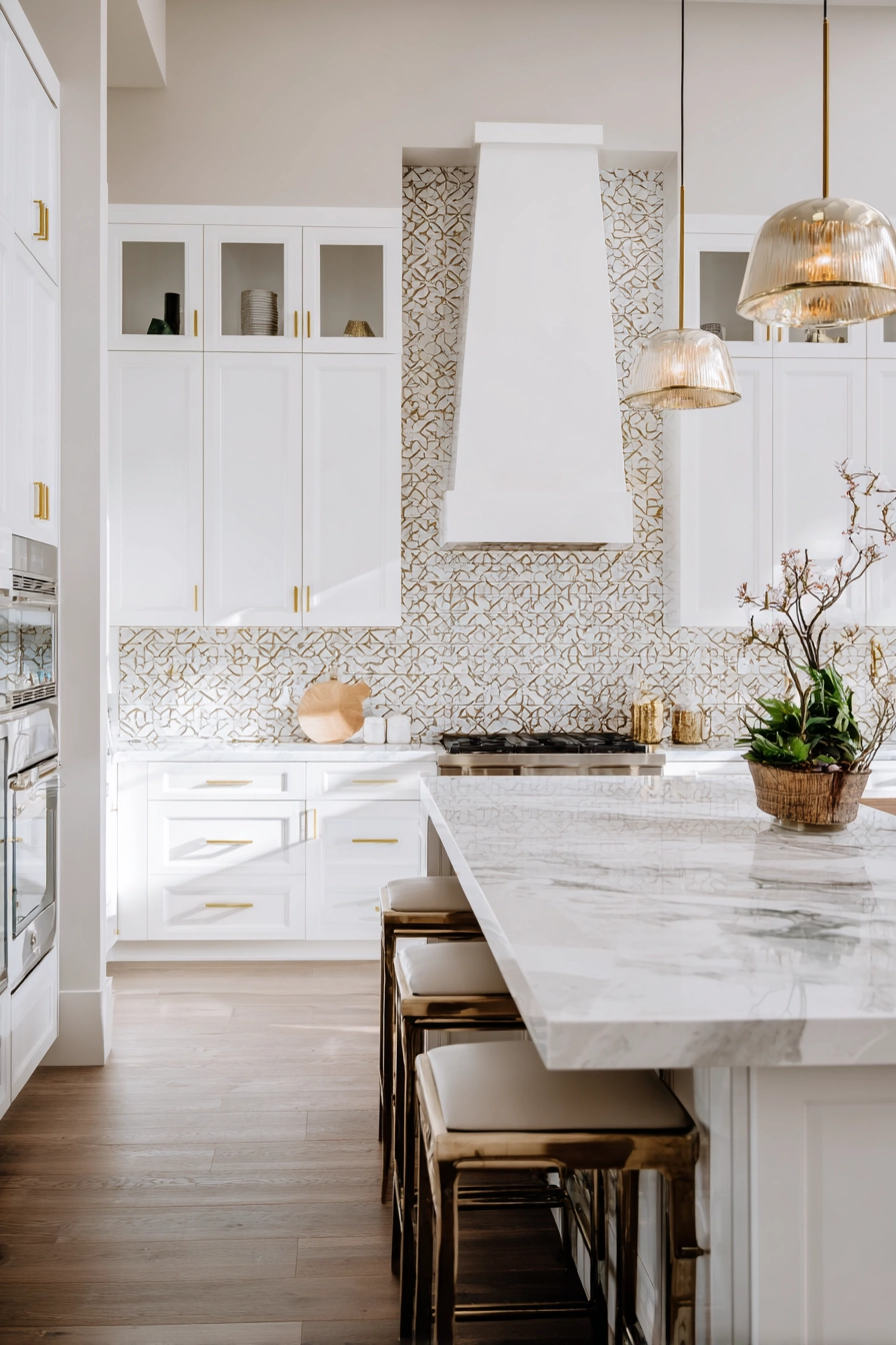 White and gold kitchen 25