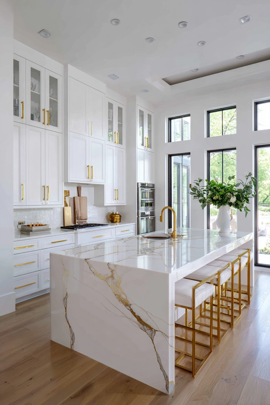 White and gold kitchen 3
