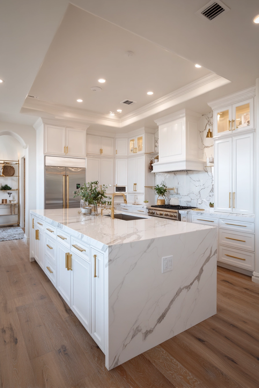 White and gold kitchen 39