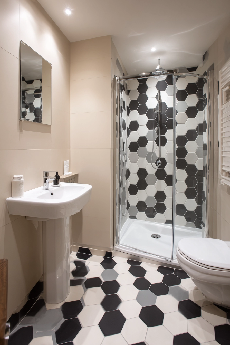 small bathroom flooring ideas 6